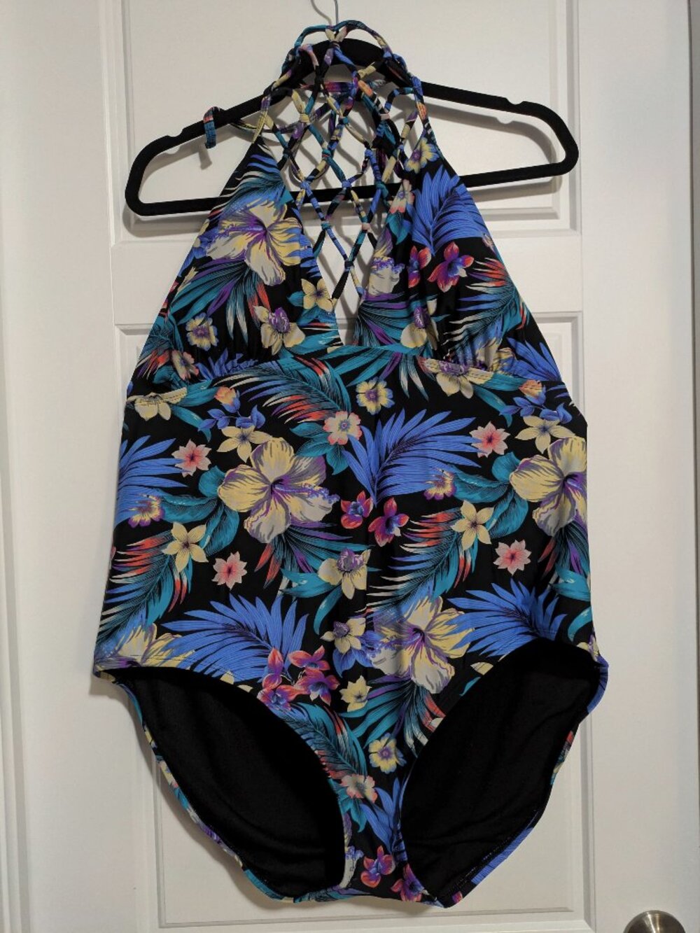 Tropical Swimsuit Net Pattern Halter Plus Sized (3X)